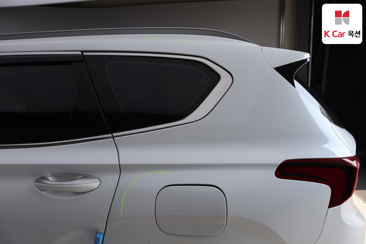 Hyundai Santa Fe 2019 - Image 43