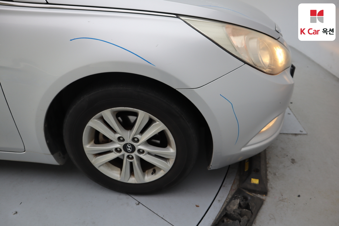 Hyundai Sonata 2012 - Image 38