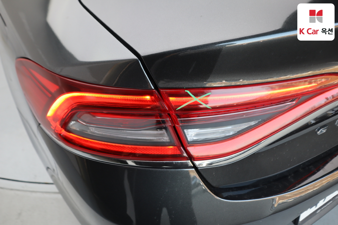 Hyundai AZERA 2019 - Image 38