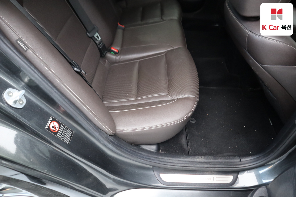 Hyundai AZERA 2019 - Image 27