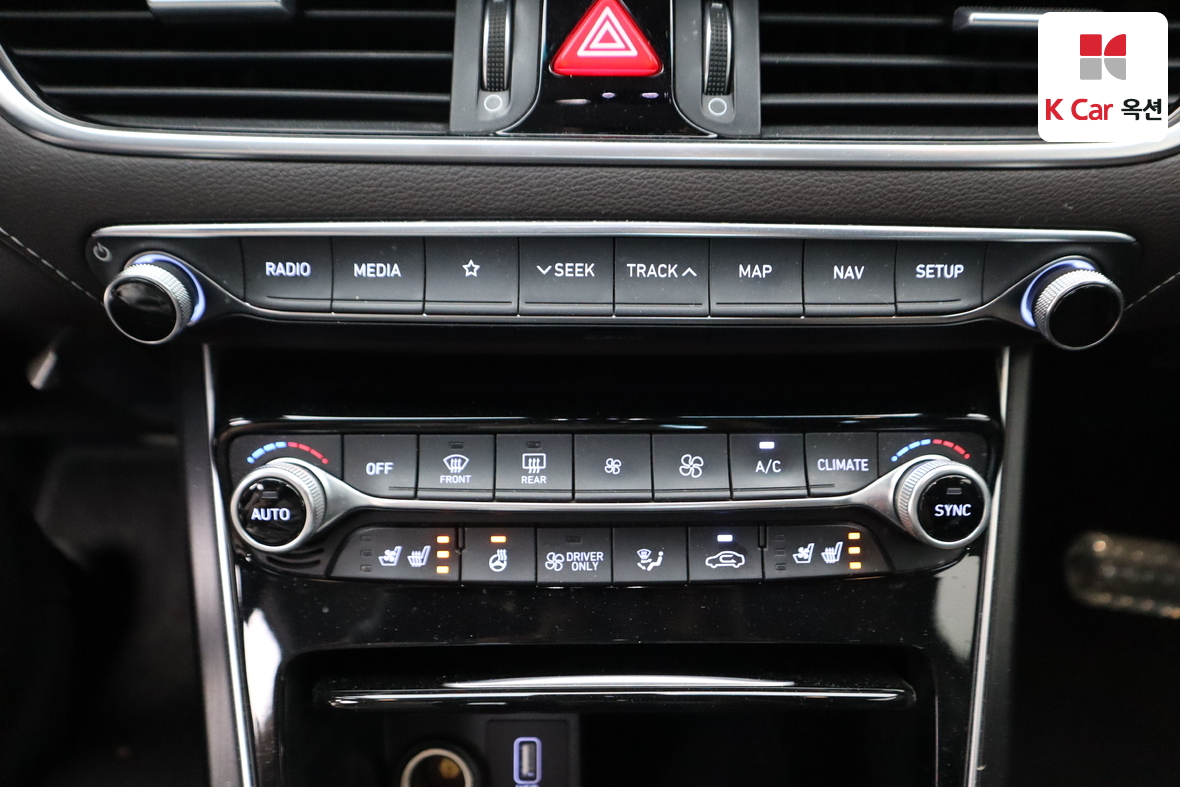 Hyundai AZERA 2019 - Image 14