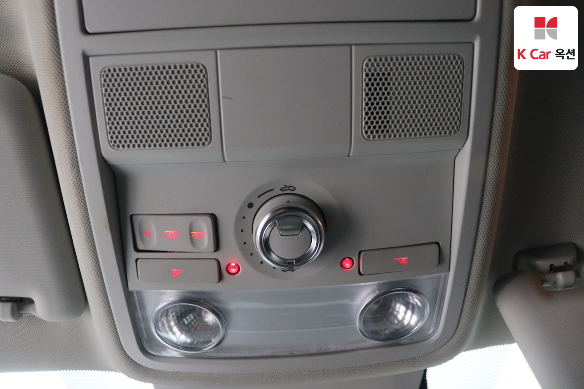 Volkswagen Passat 2018 - Image 13