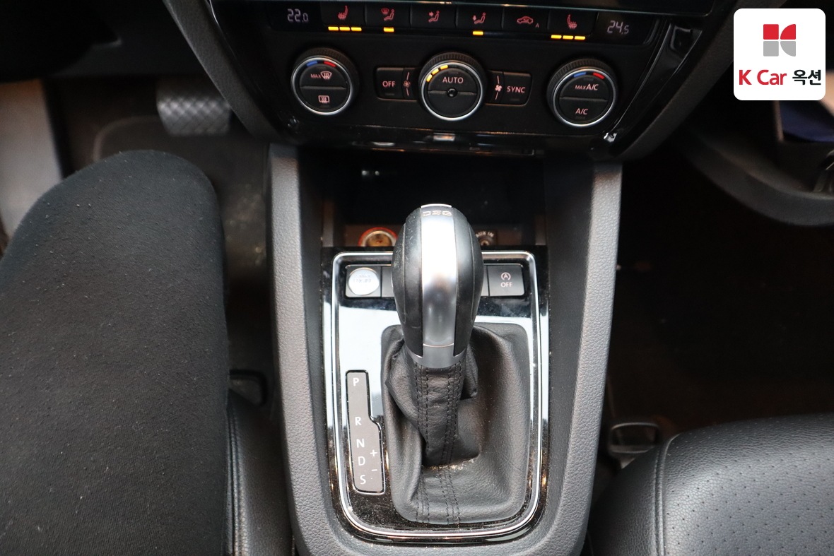 VOLKSWAGEN 제타 - 16