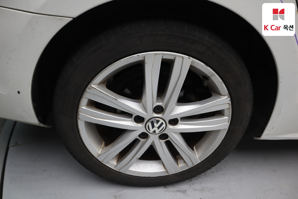 VOLKSWAGEN 제타 - 45