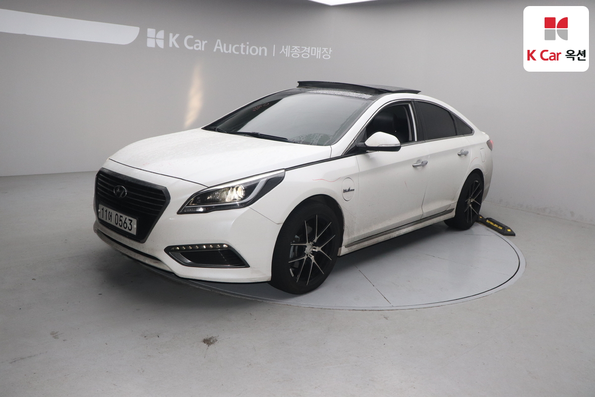 Hyundai Sonata 2016 - Image 1