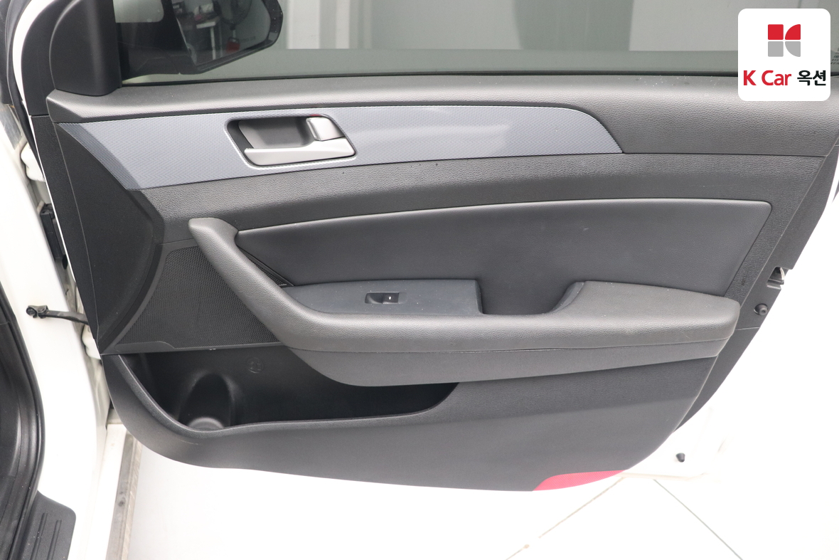 Hyundai Sonata 2016 - Image 31