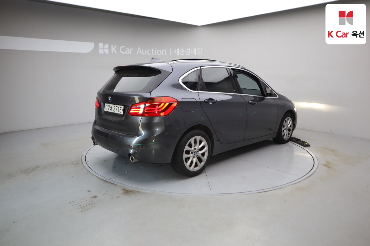 BMW 2 Series 2019 - Image 2