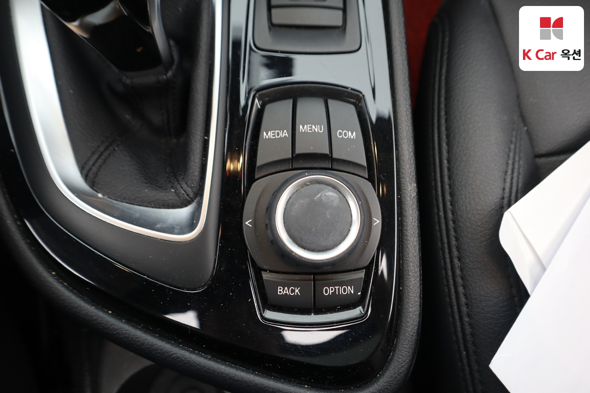 BMW 2 Series 2019 - Image 18