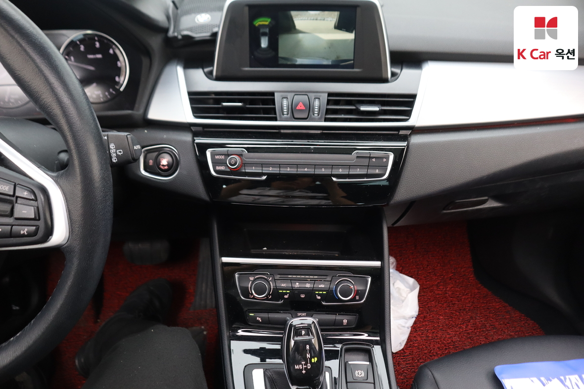 BMW 2 Series 2019 - Image 6