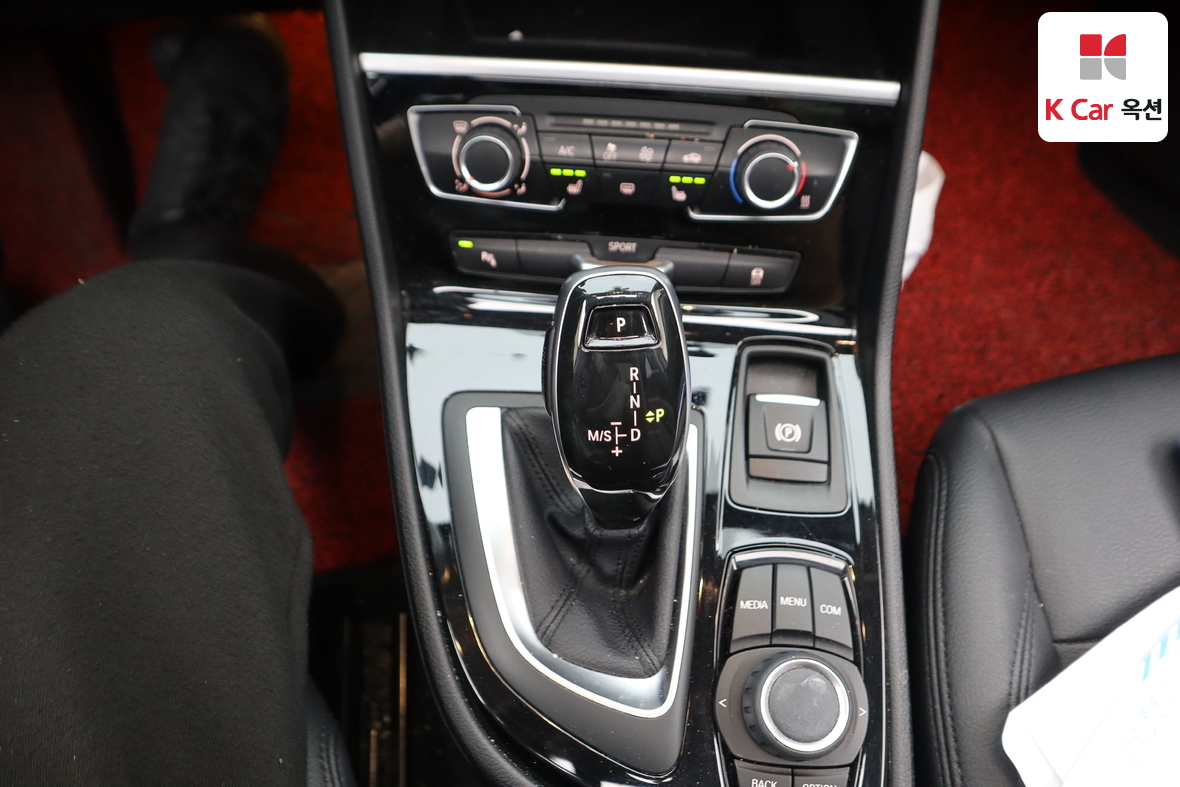 BMW 2 Series 2019 - Image 17