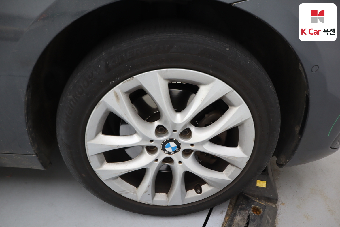 BMW 2 Series 2019 - Image 47