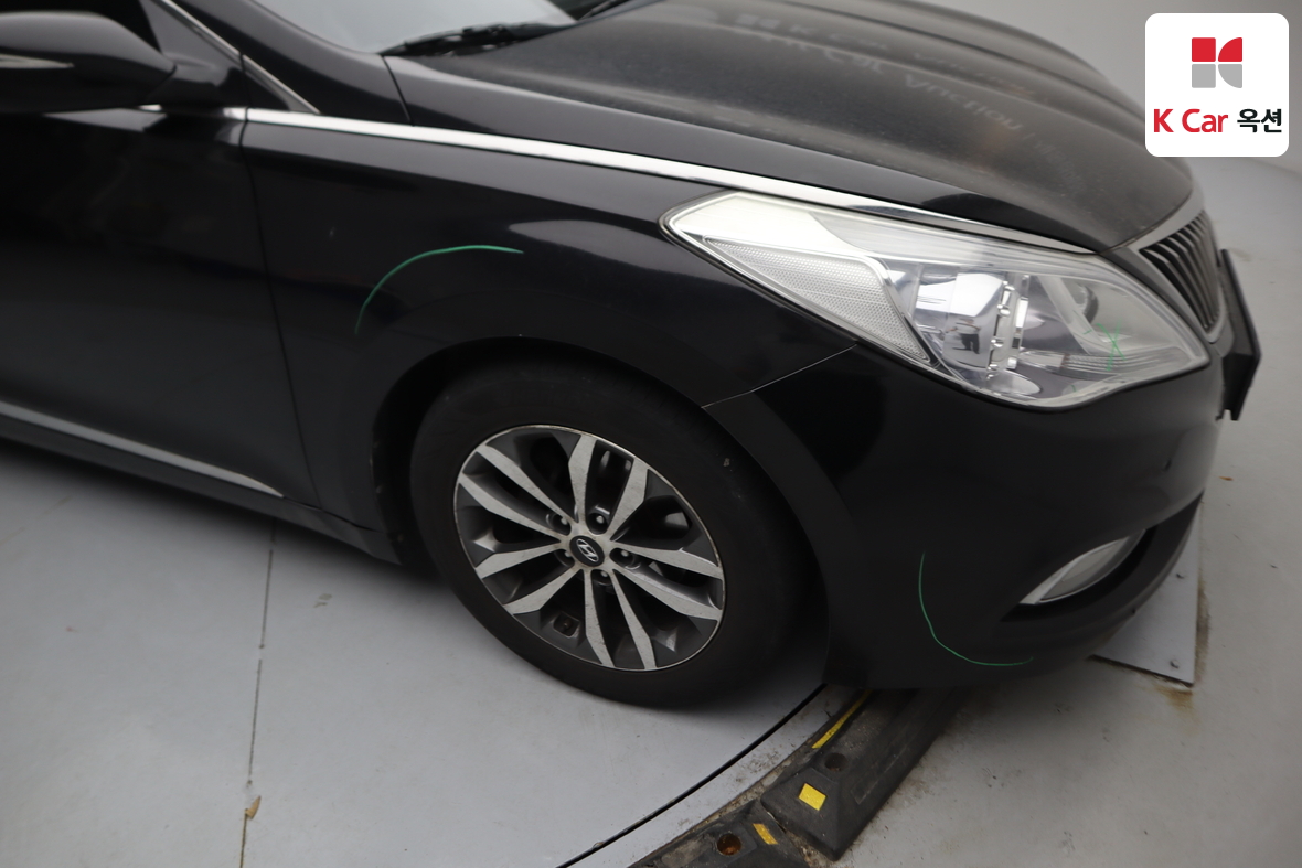 Hyundai AZERA 2012 - Image 44