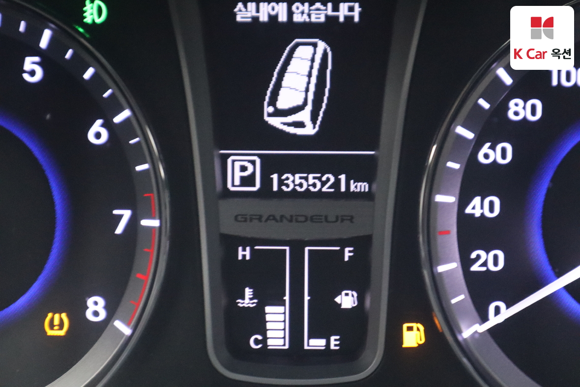 Hyundai AZERA 2012 - Image 4