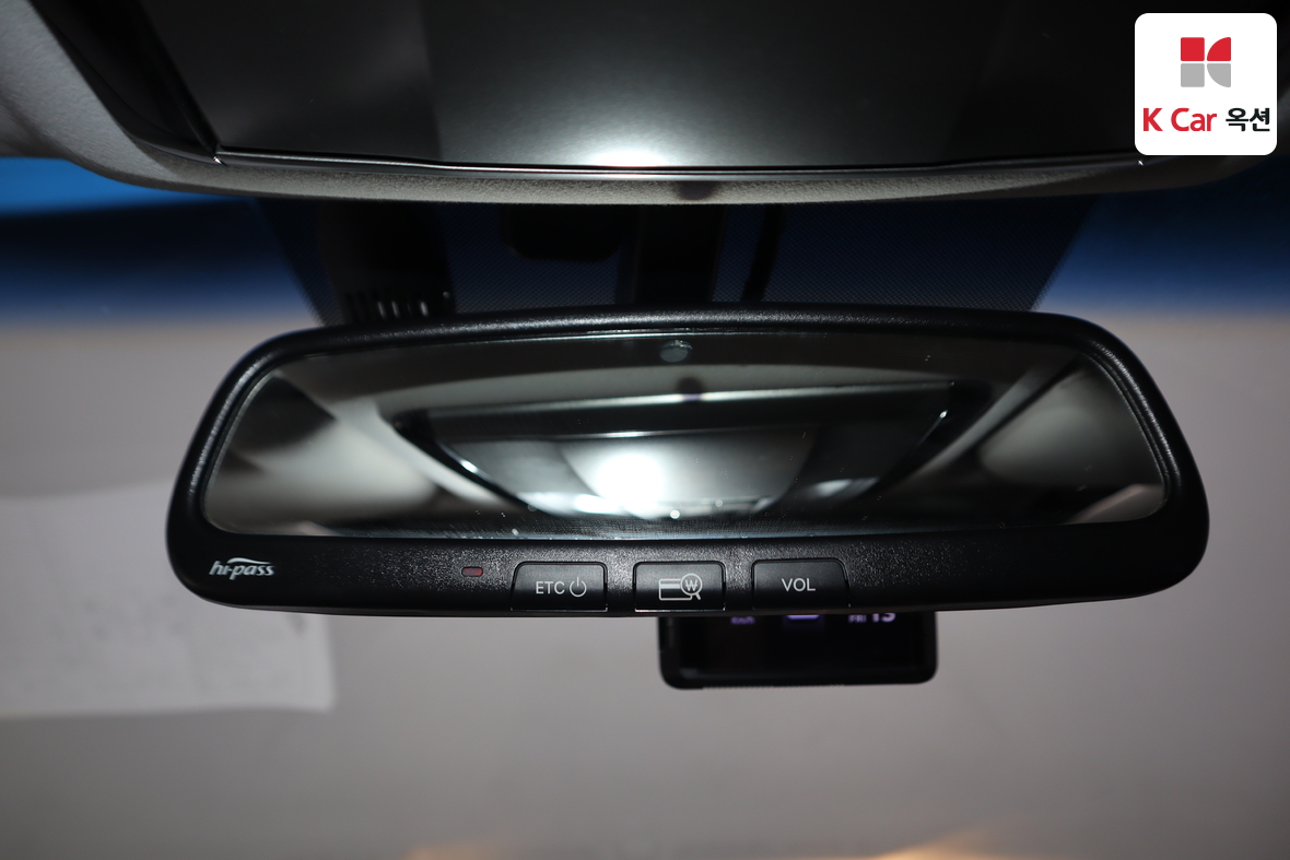 Hyundai AZERA 2012 - Image 12