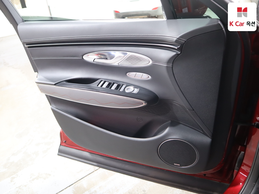 جينسس - GV70 - Image 8