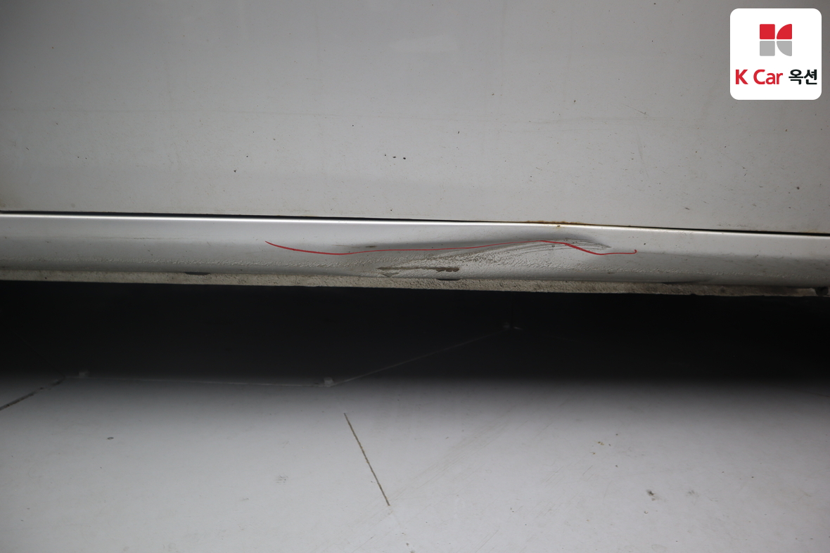 Hyundai Elantra 2010 - Image 38