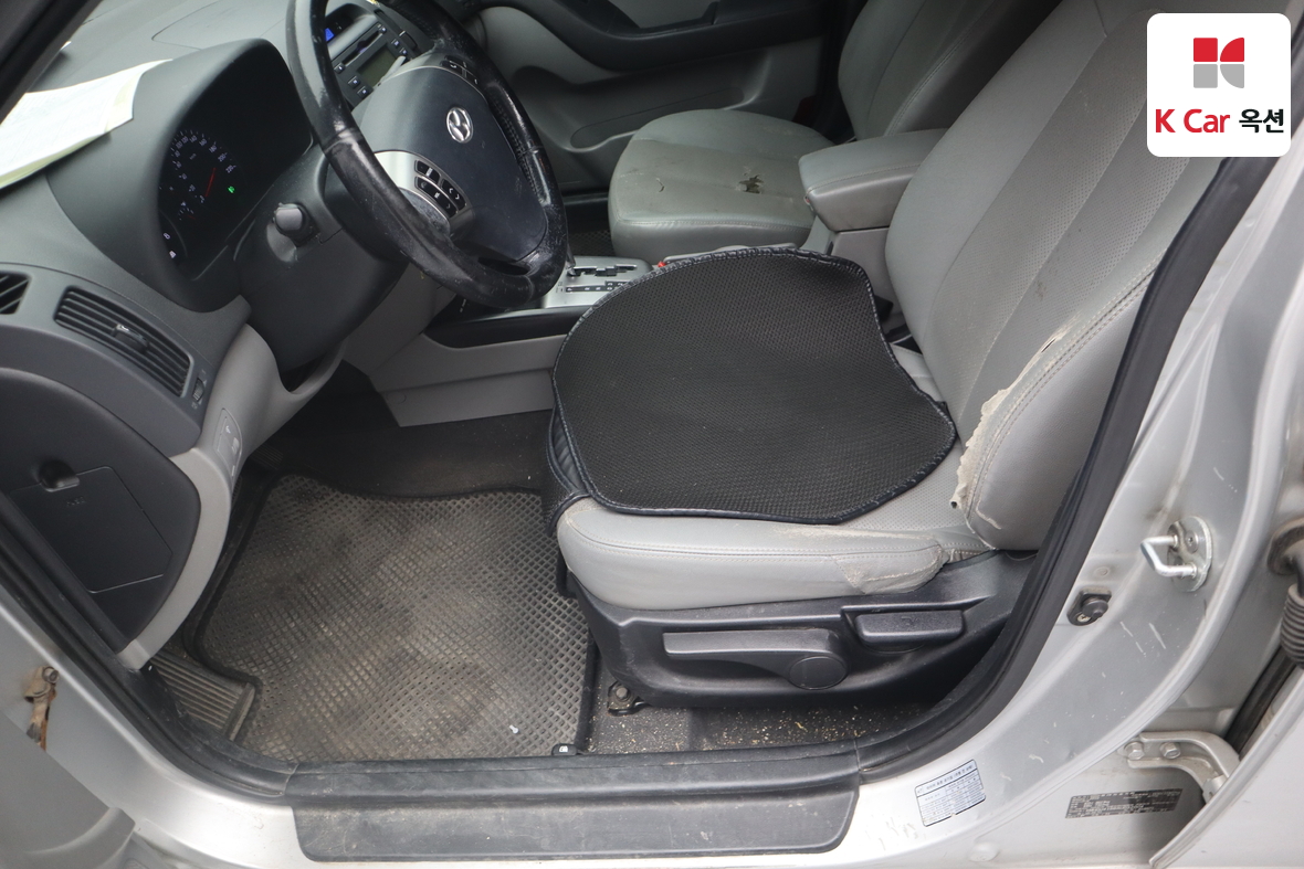 Hyundai Elantra 2010 - Image 19
