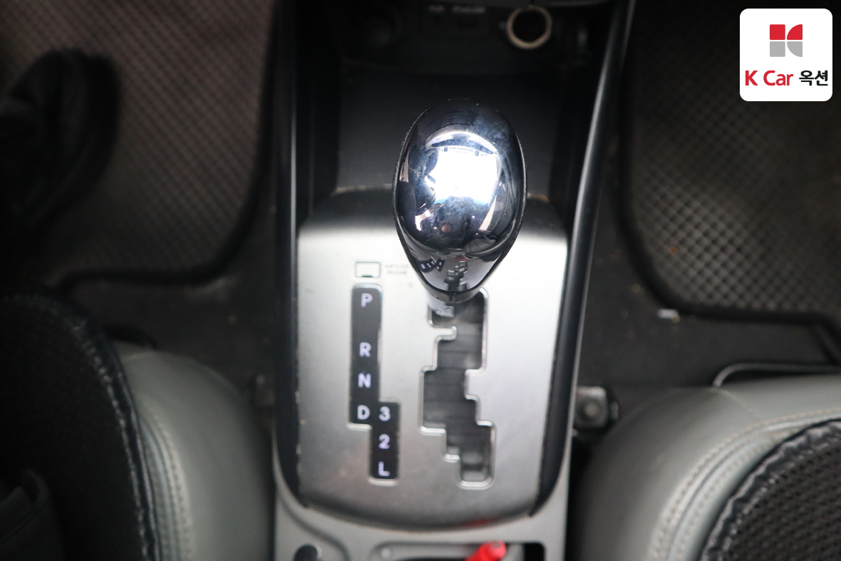 Hyundai Elantra 2010 - Image 16