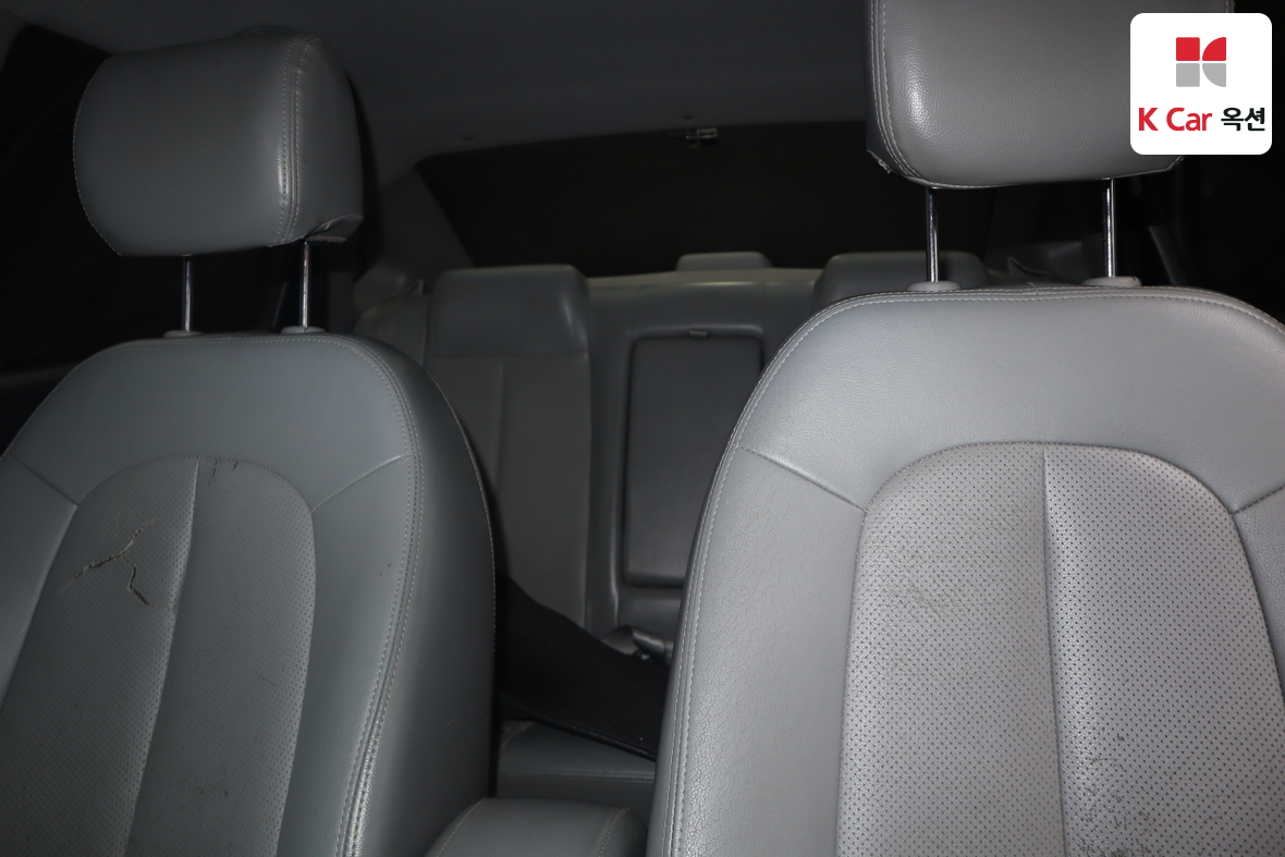 Hyundai Elantra 2010 - Image 18