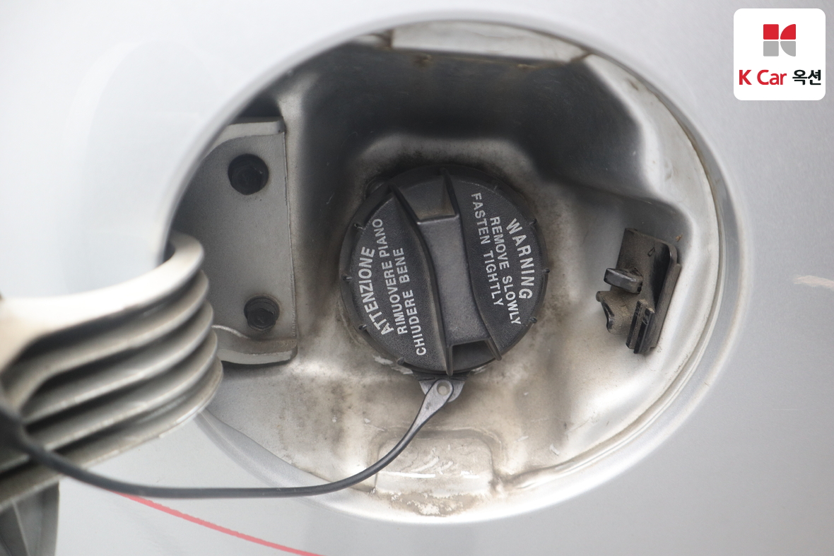 Hyundai Elantra 2010 - Image 24