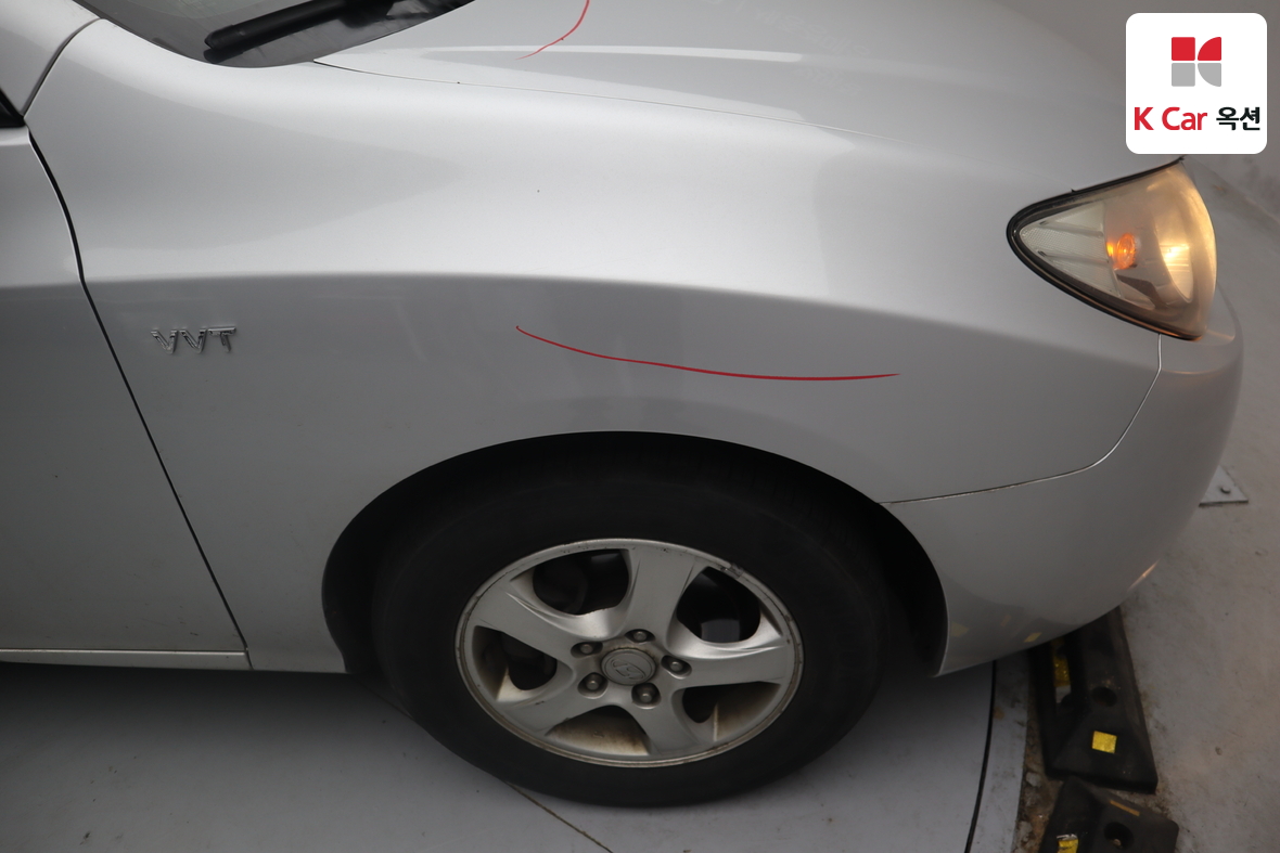 Hyundai Elantra 2010 - Image 40