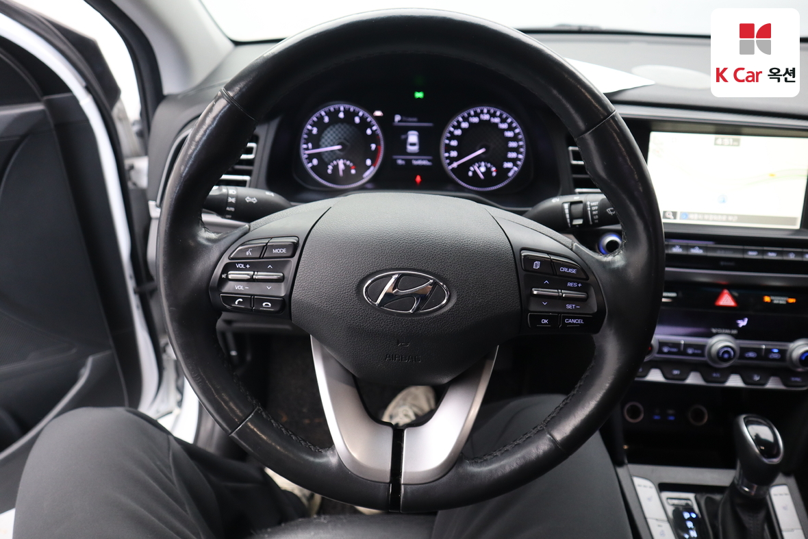 Hyundai Elantra 2019 - Image 10
