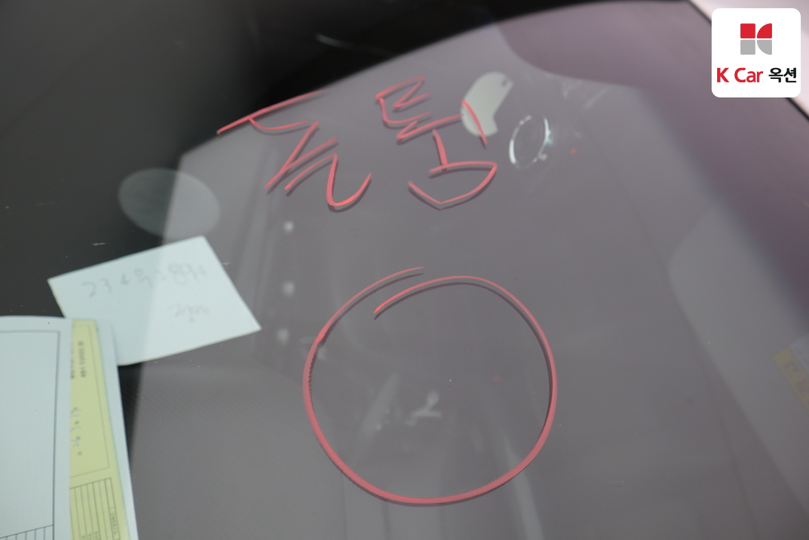 Hyundai Elantra 2019 - Image 32