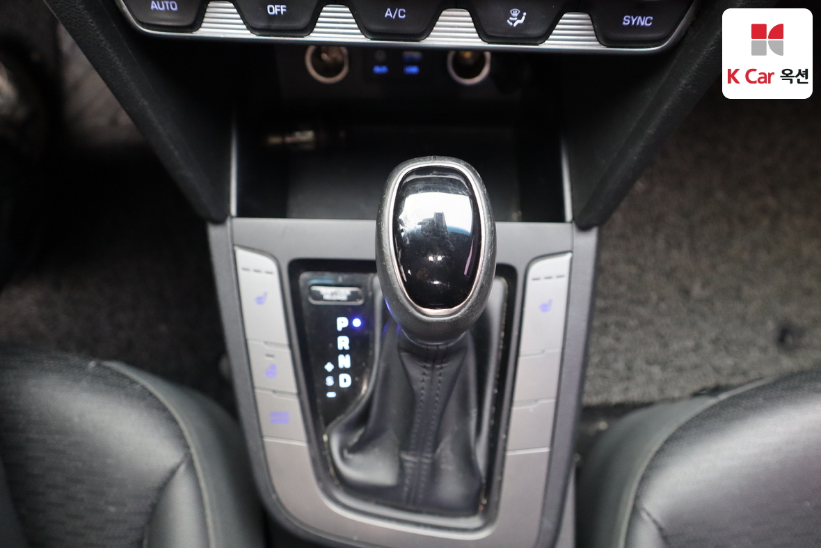 Hyundai Elantra 2019 - Image 15
