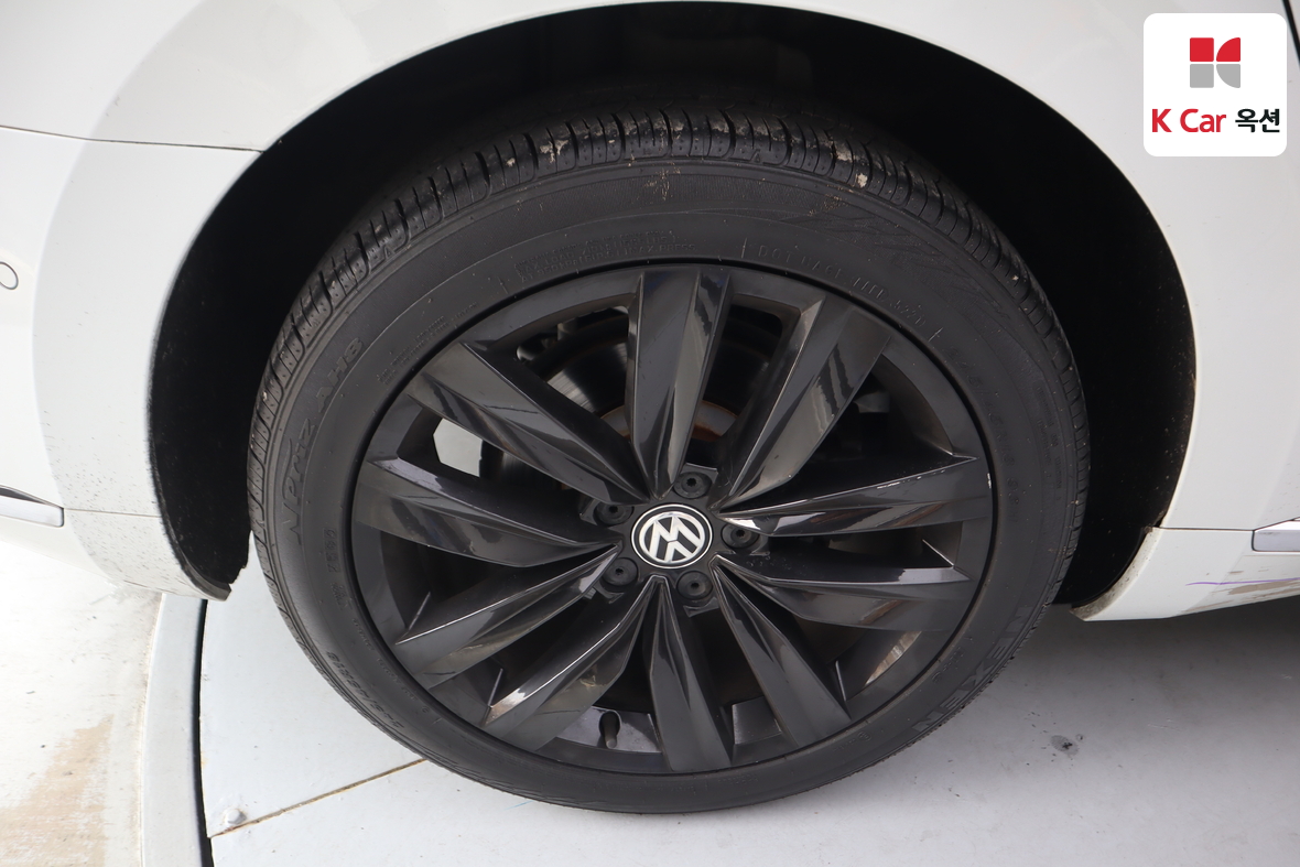 VOLKSWAGEN 아테온 - 49