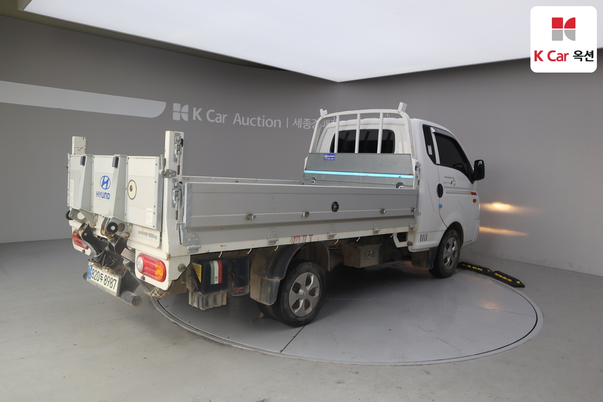 Hyundai Porter 2022 - Image 2