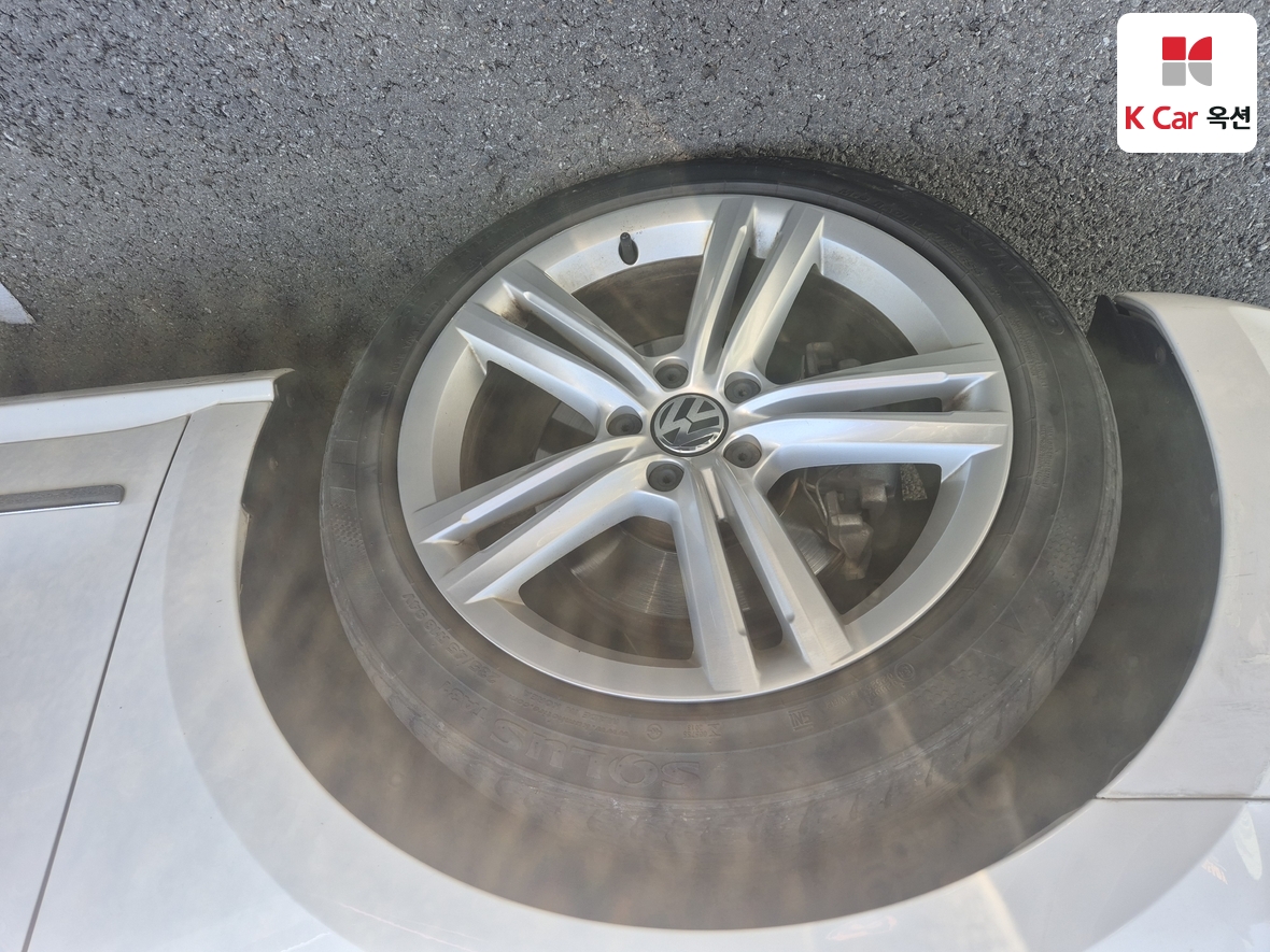 Volkswagen Passat 2015 - Image 51
