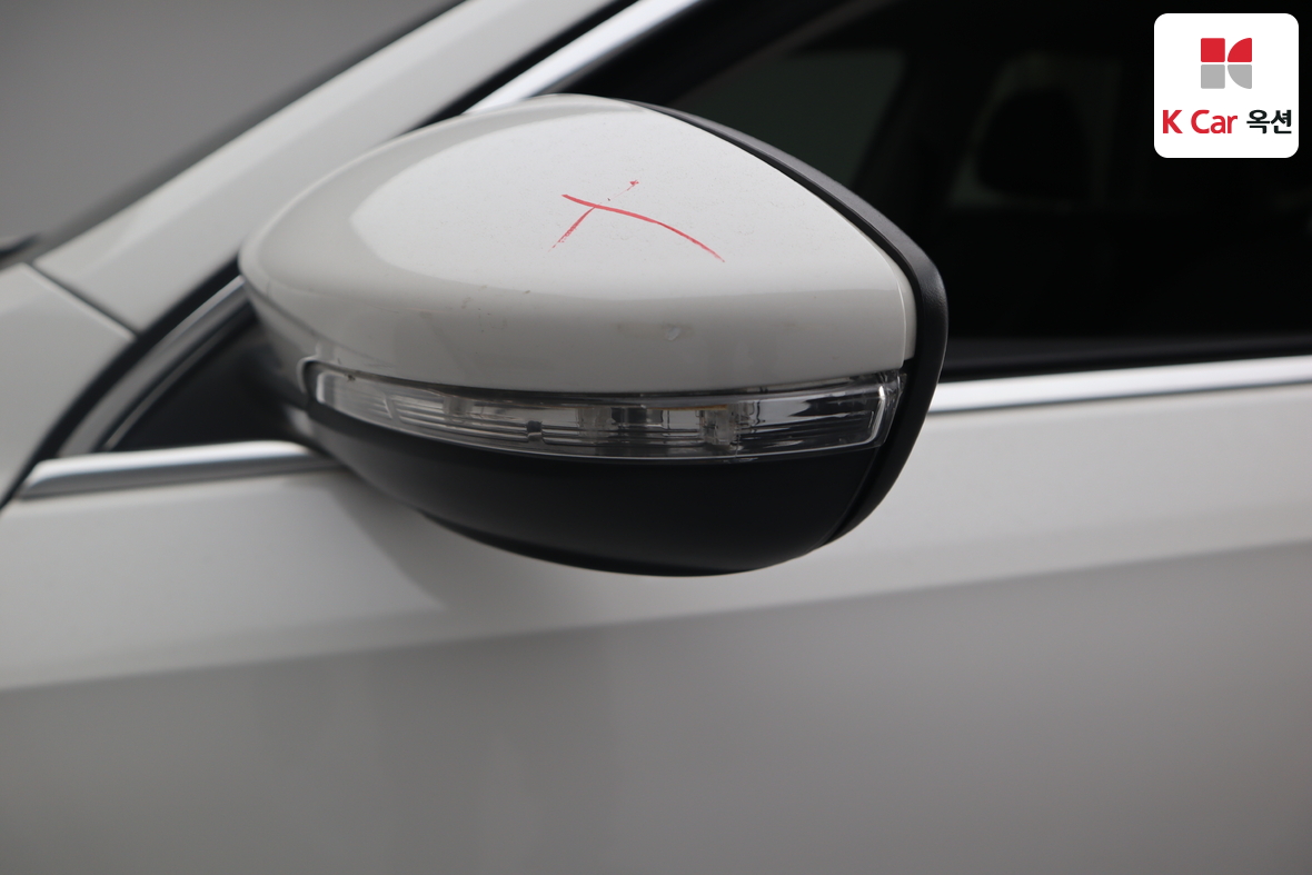Volkswagen Passat 2015 - Image 43