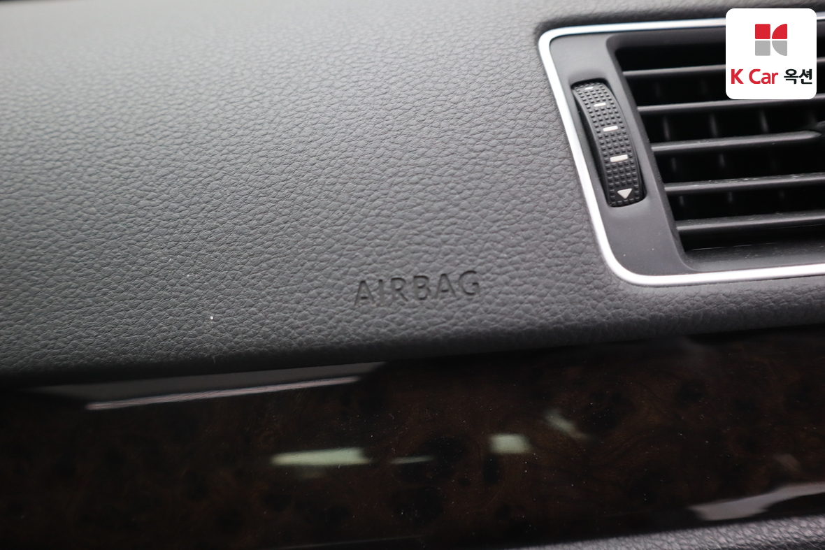 Volkswagen Passat 2015 - Image 32