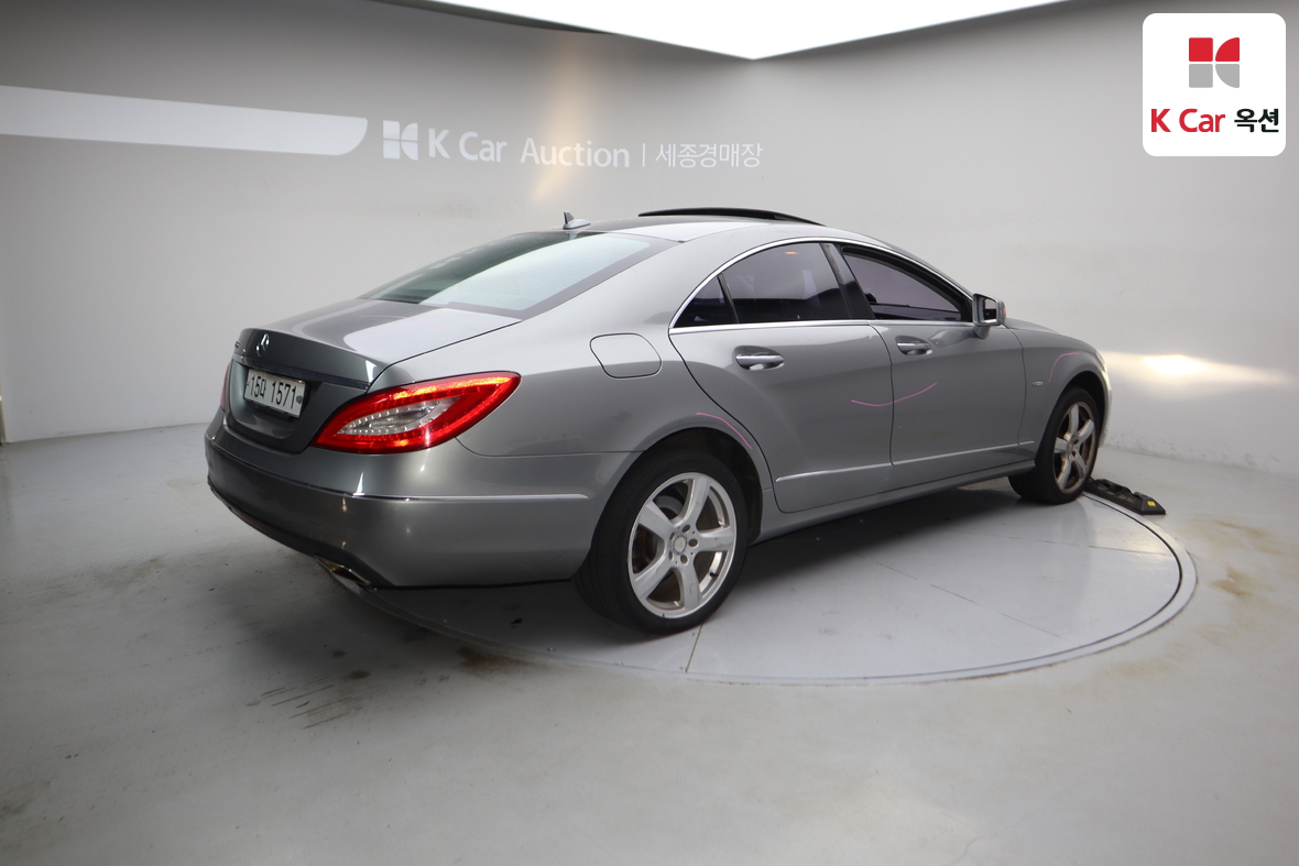 مرسيدس بنز CLS - 2