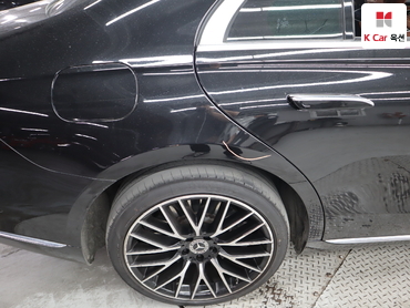 2022 - mercedes-benz s580l
