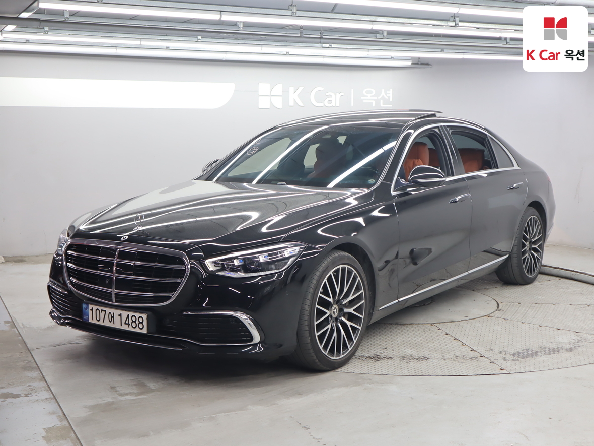 메르세데스-벤츠 S-클래스 2022 - 이미지 1