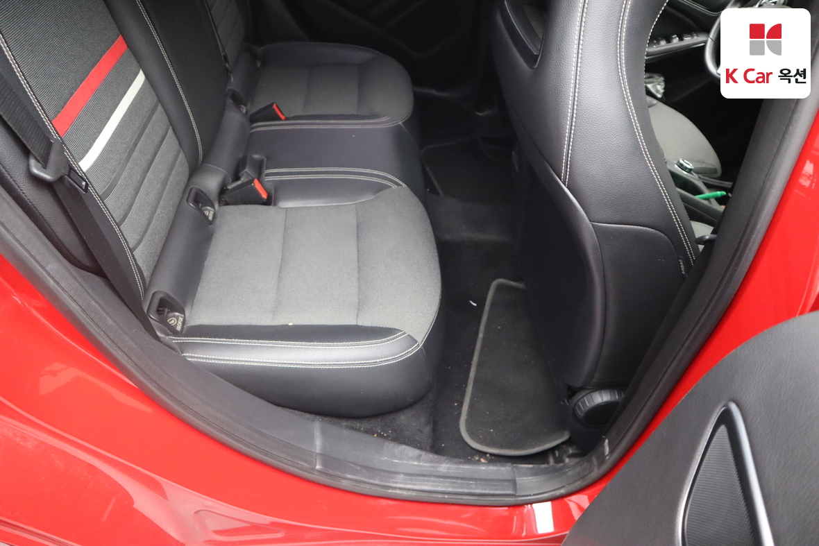 Mercedes-Benz A-Class 2014 - Image 31