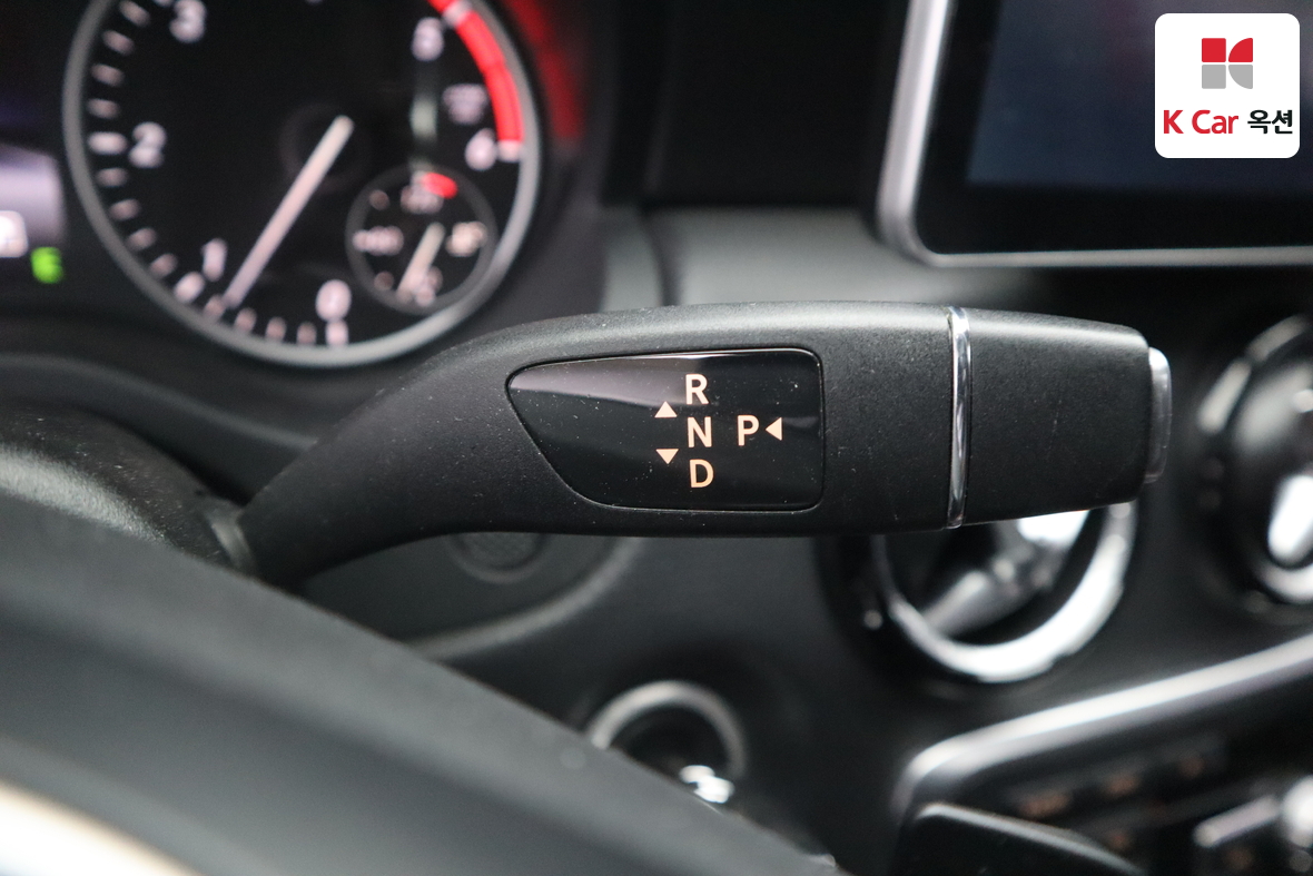 Mercedes-Benz A-Class 2014 - Image 12