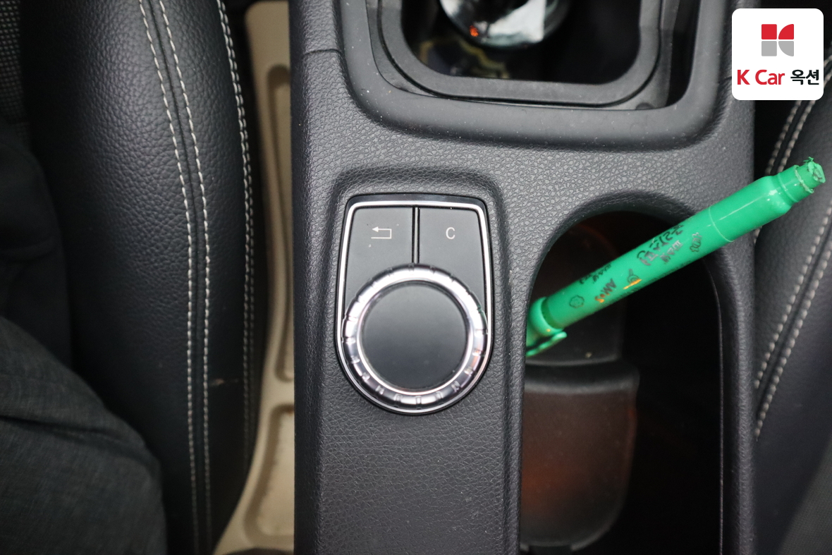 Mercedes-Benz A-Class 2014 - Image 18