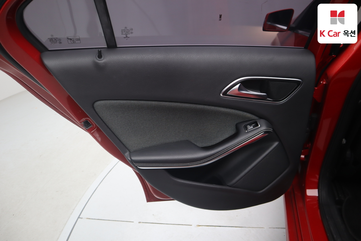 Mercedes-Benz A-Class 2014 - Image 23