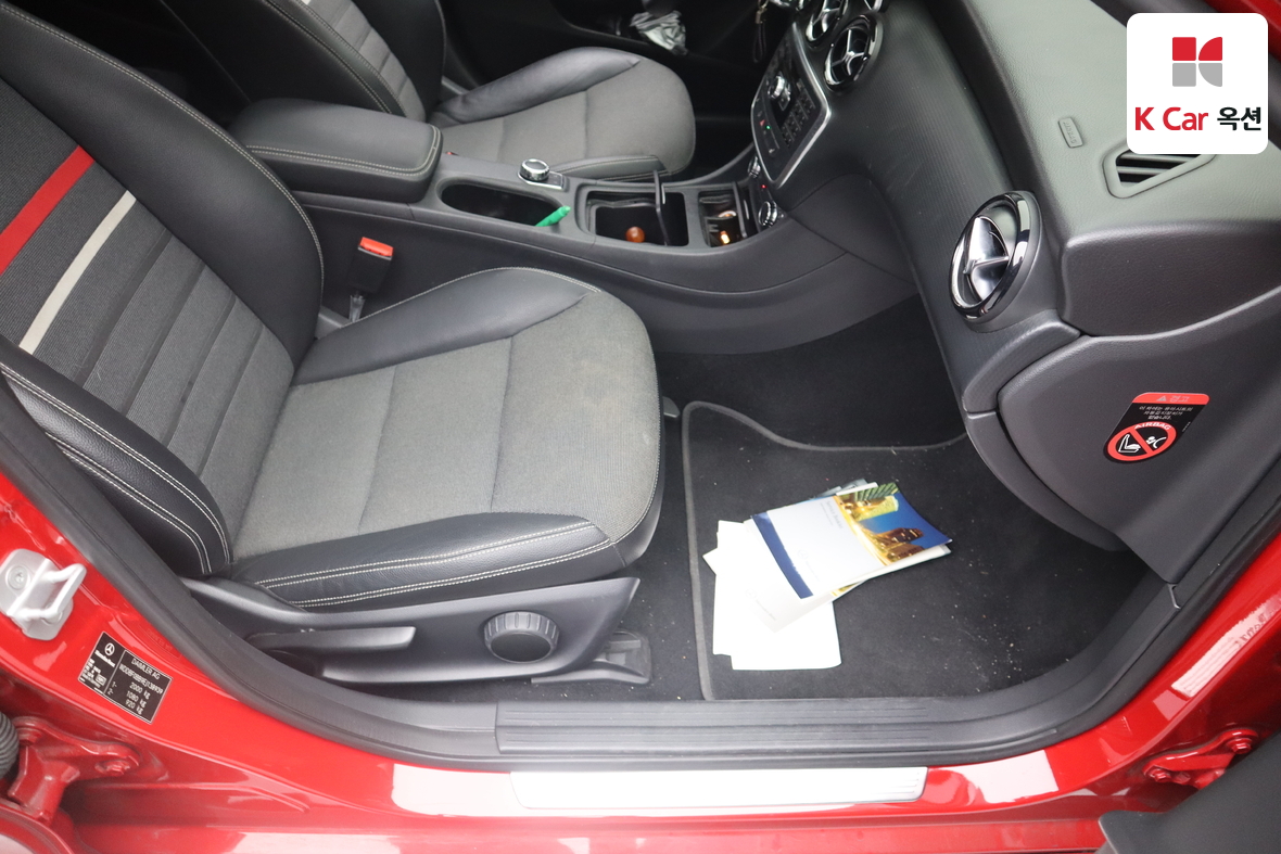 Mercedes-Benz A-Class 2014 - Image 33