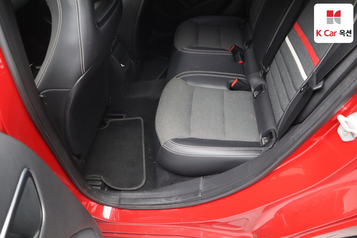Mercedes-Benz A-Class 2014 - Image 24