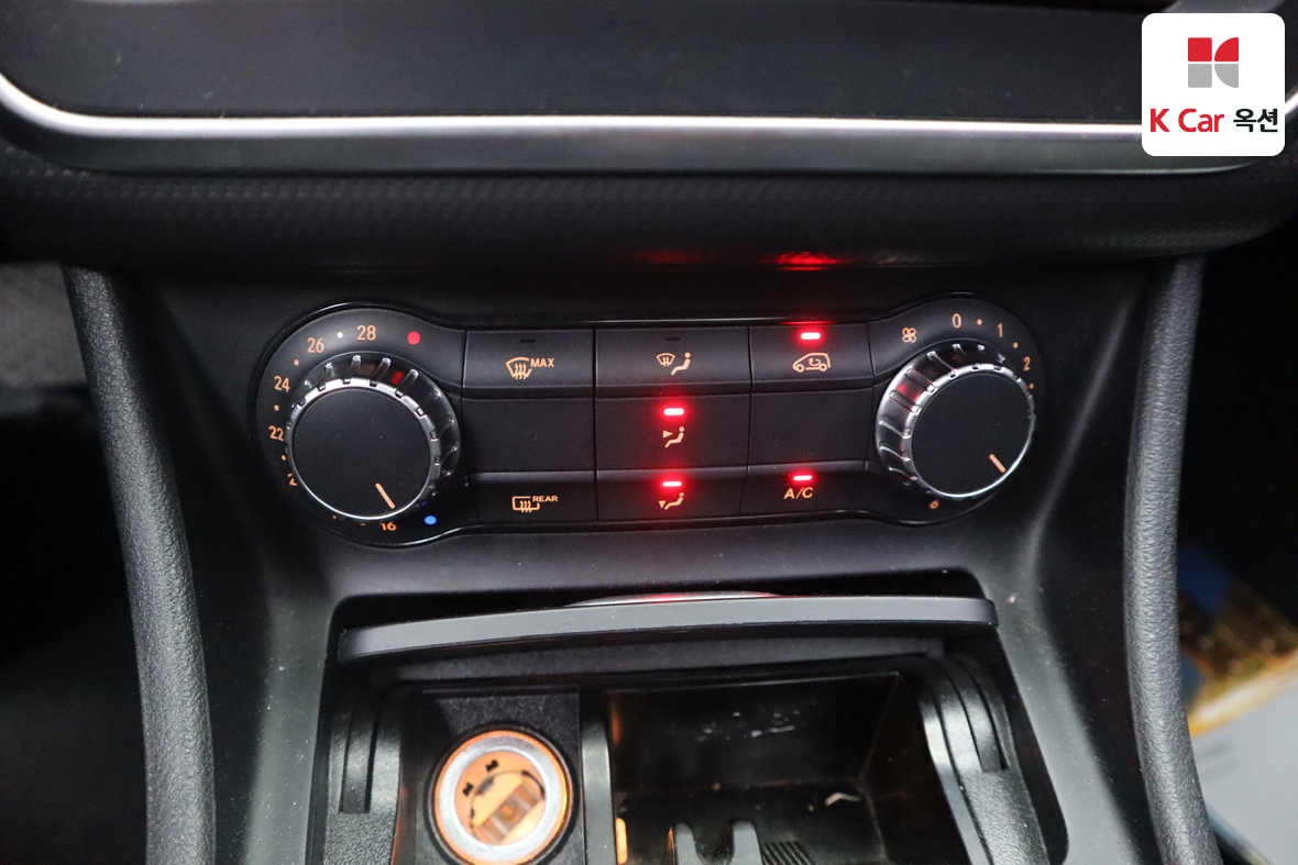 Mercedes-Benz A-Class 2014 - Image 17