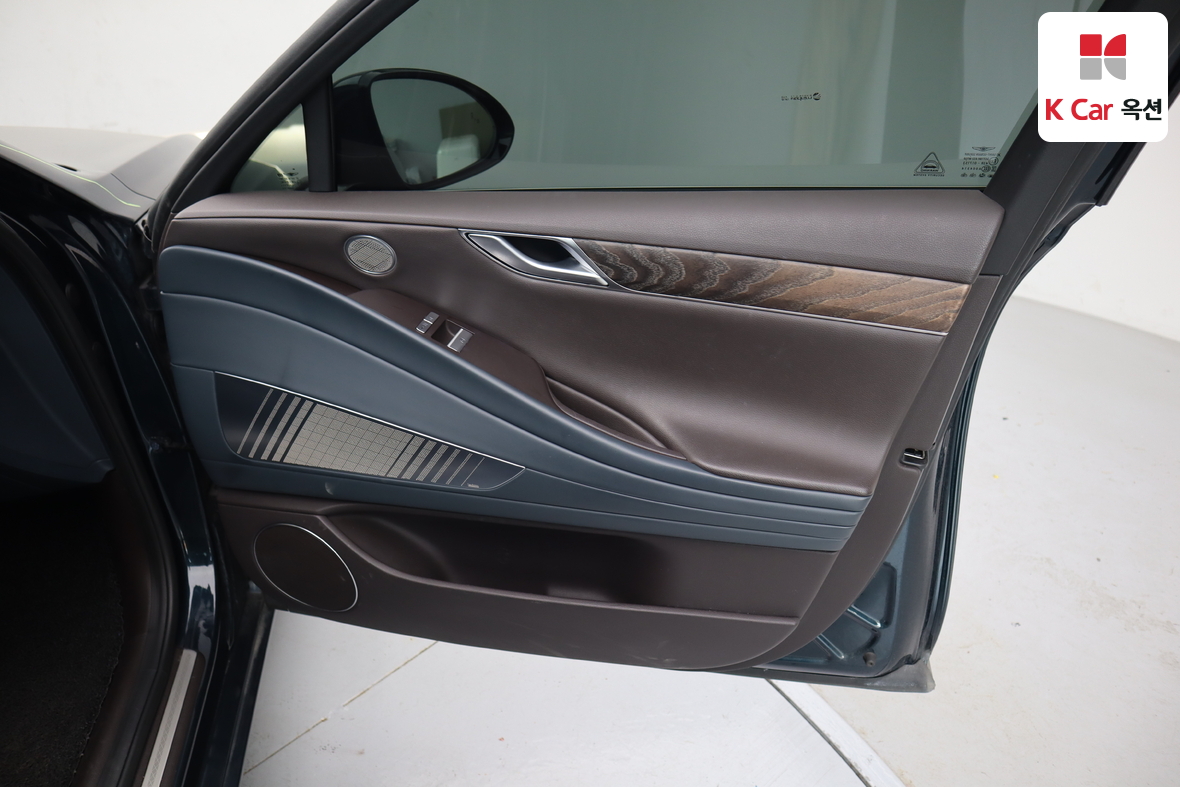 جينيسيس G80 2021 - صورة 33