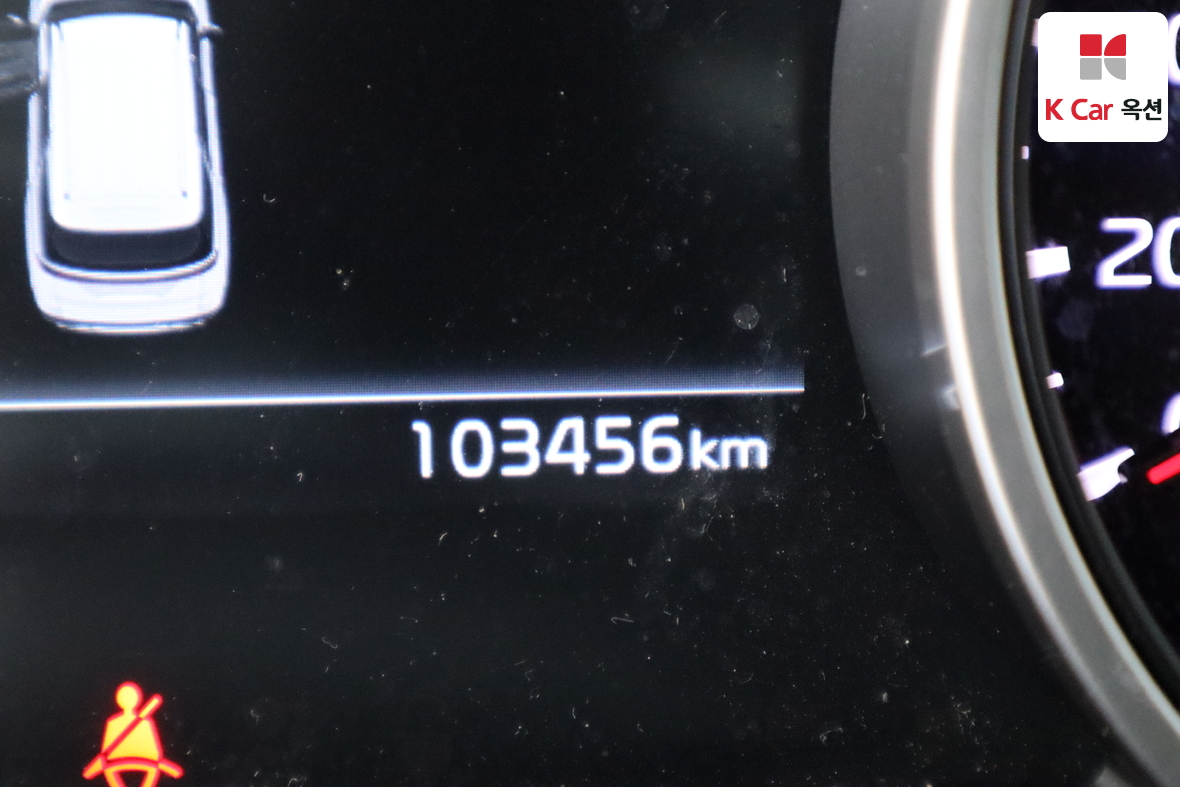 Kia Carnival 2023 - Image 4