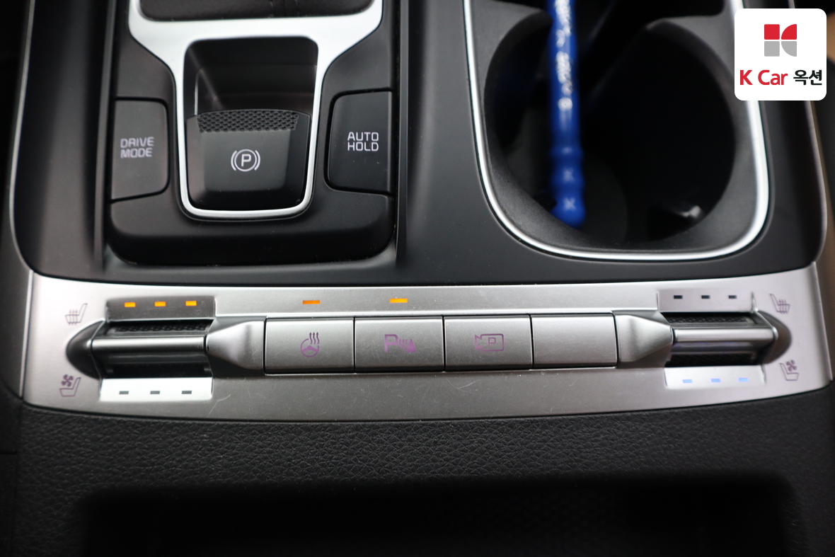 Kia Carnival 2023 - Image 17