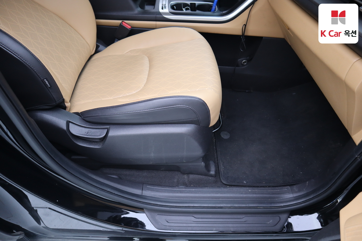 Kia Carnival 2023 - Image 30