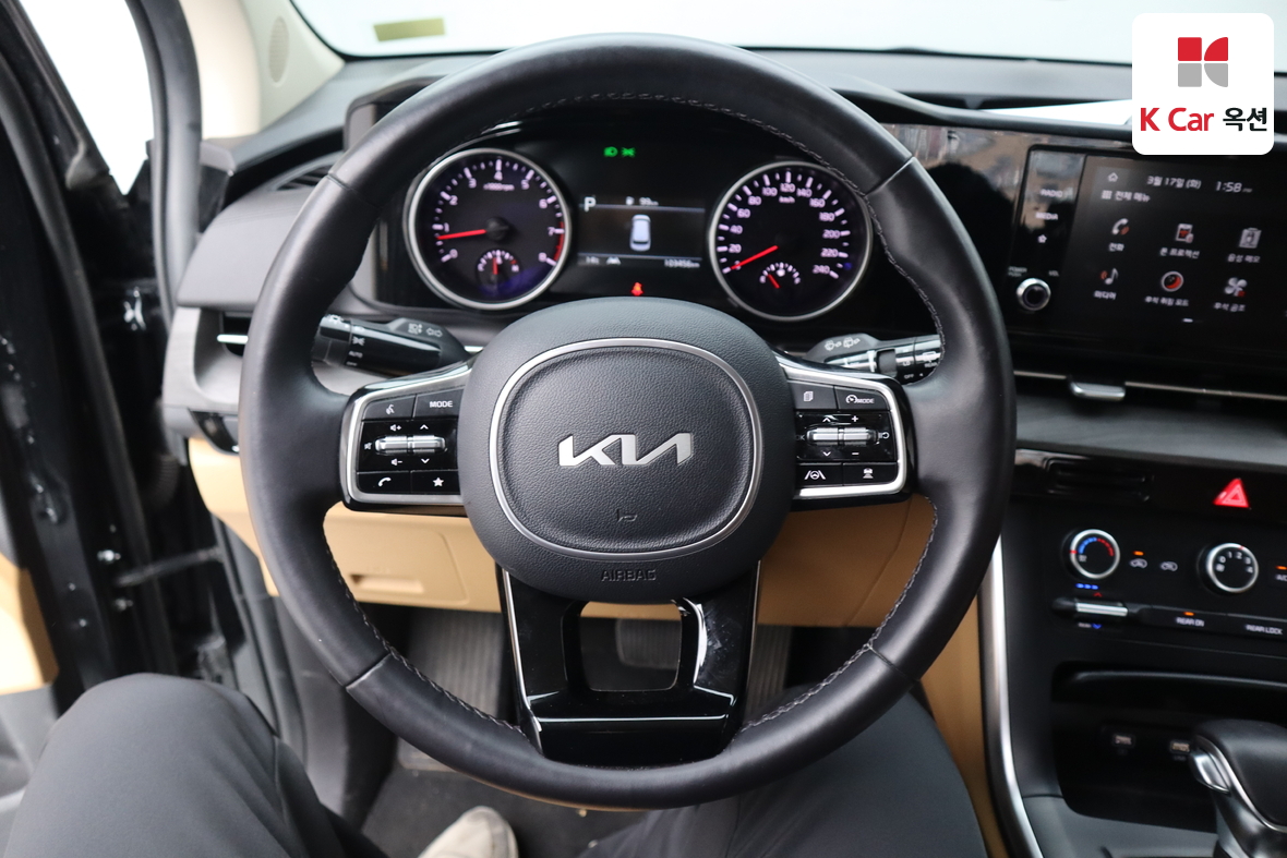 Kia Carnival 2023 - Image 10