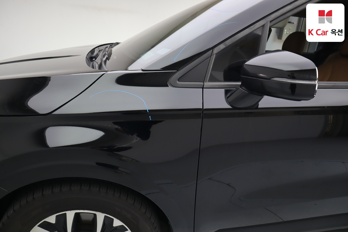 Kia Carnival 2023 - Image 35