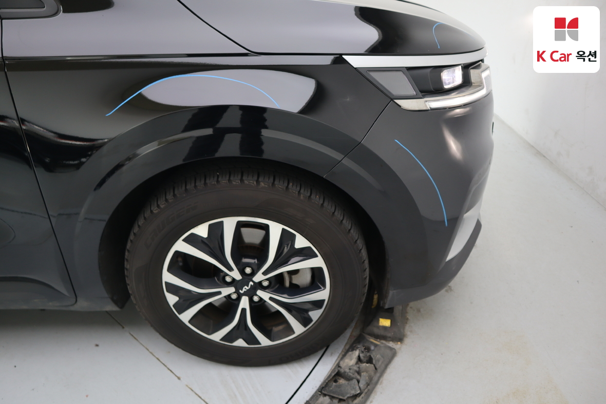 Kia Carnival 2023 - Image 45